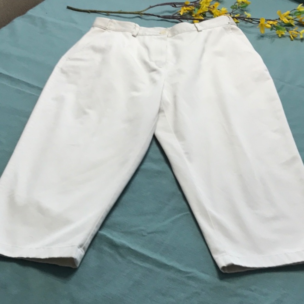 L.L.Bean~Adjustable waist~~Capri 🤎